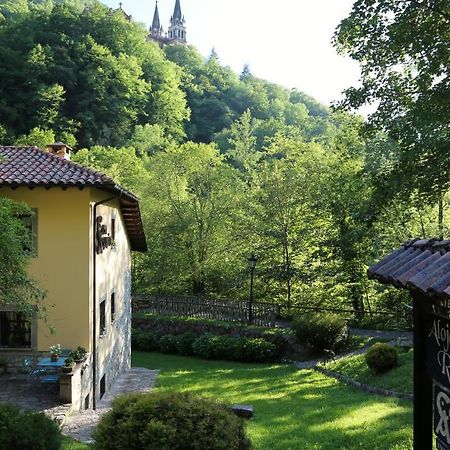 Casa Aspron Pension Covadonga Buitenkant foto