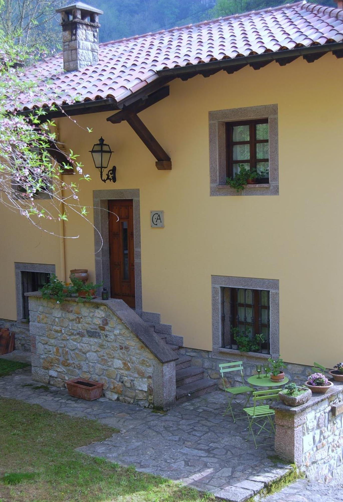 Casa Aspron Pension Covadonga Buitenkant foto